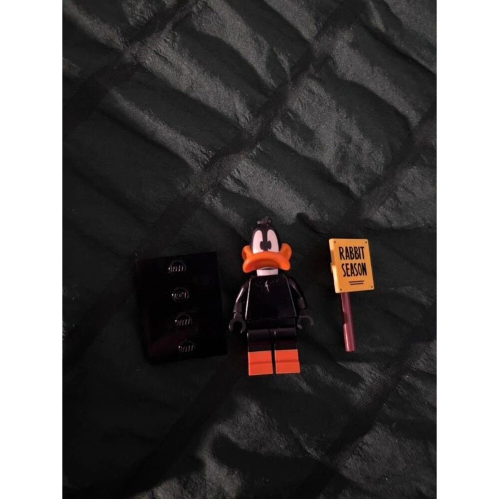Lego Daffy Duck Looney Tunes Character